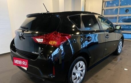 Toyota Auris II, 2014 год, 1 310 000 рублей, 3 фотография