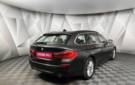 BMW 5 серия, 2019 год, 2 625 000 рублей, 2 фотография