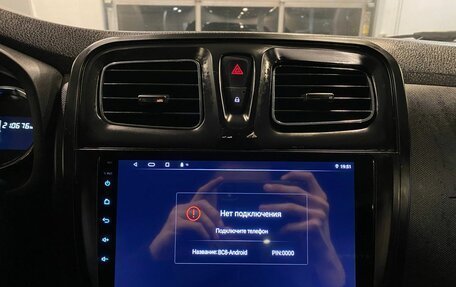 Renault Logan II, 2019 год, 900 000 рублей, 14 фотография