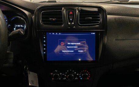 Renault Logan II, 2019 год, 900 000 рублей, 13 фотография