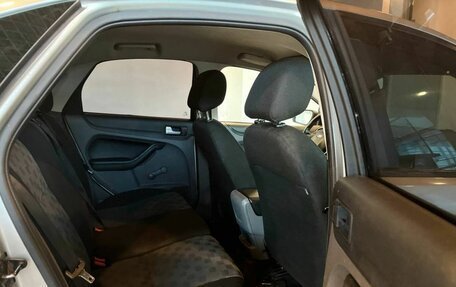 Ford Focus II рестайлинг, 2005 год, 355 000 рублей, 21 фотография