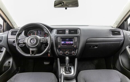 Volkswagen Jetta VI, 2014 год, 1 268 000 рублей, 13 фотография