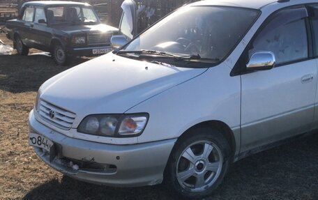 Toyota Ipsum II, 1997 год, 430 000 рублей, 1 фотография