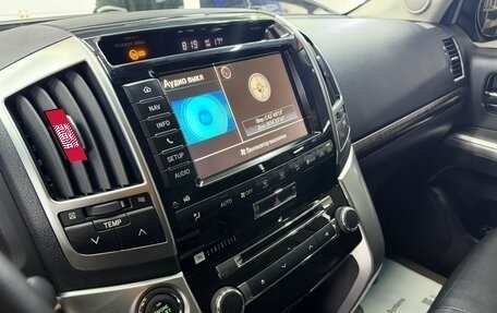 Toyota Land Cruiser 200, 2012 год, 4 150 000 рублей, 7 фотография