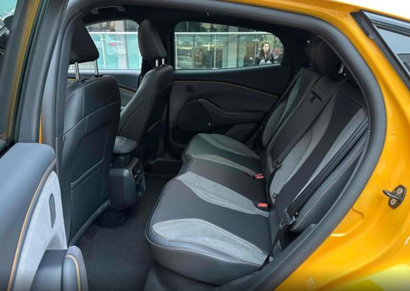 Ford Mustang Mach-E I, 2024 год, 6 880 000 рублей, 11 фотография