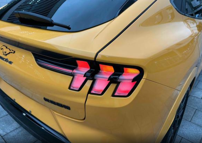 Ford Mustang Mach-E I, 2024 год, 6 880 000 рублей, 18 фотография