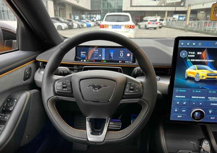 Ford Mustang Mach-E I, 2024 год, 6 880 000 рублей, 14 фотография