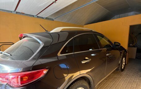 Infiniti FX II, 2009 год, 2 200 000 рублей, 1 фотография