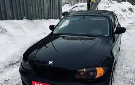 BMW 1 серия, 2010 год, 650 000 рублей, 2 фотография