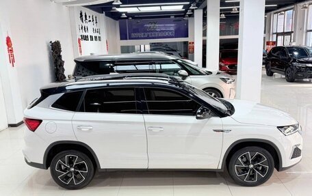 Skoda Kamiq I, 2022 год, 2 325 000 рублей, 4 фотография