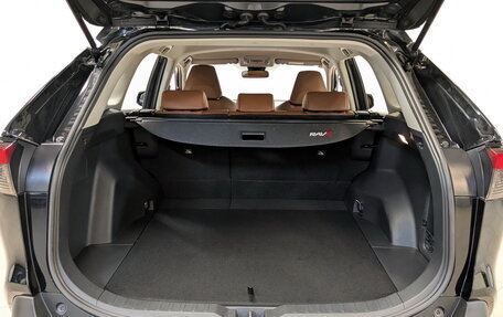 Toyota RAV4, 2022 год, 3 250 000 рублей, 10 фотография