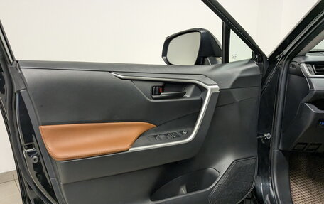 Toyota RAV4, 2022 год, 3 250 000 рублей, 19 фотография