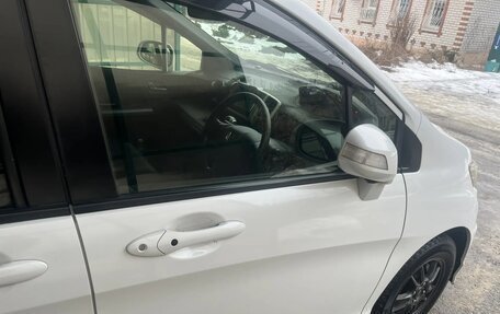 Honda Freed I, 2015 год, 1 190 000 рублей, 4 фотография