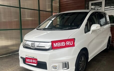 Honda Freed I, 2015 год, 1 190 000 рублей, 2 фотография