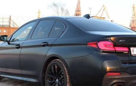 BMW 5 серия, 2021 год, 6 600 000 рублей, 3 фотография
