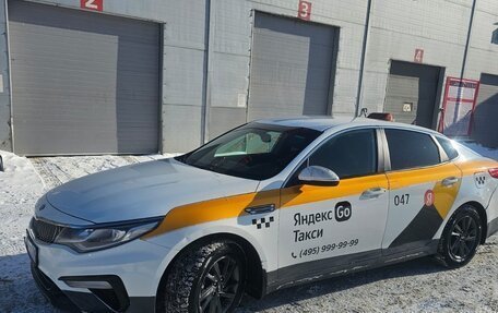 KIA Optima IV, 2019 год, 990 000 рублей, 13 фотография