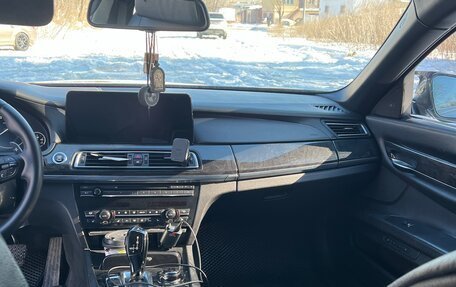 BMW 7 серия, 2011 год, 1 250 000 рублей, 12 фотография
