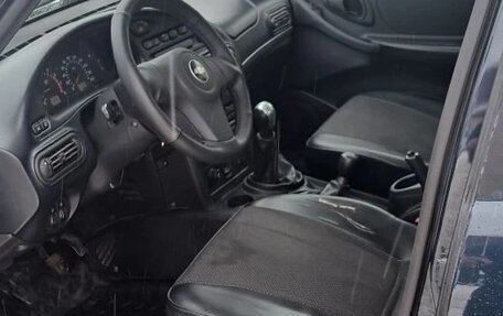 Chevrolet Niva I рестайлинг, 2010 год, 435 000 рублей, 9 фотография