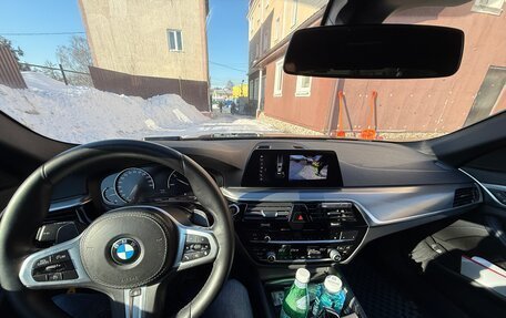 BMW 5 серия, 2019 год, 3 800 000 рублей, 13 фотография