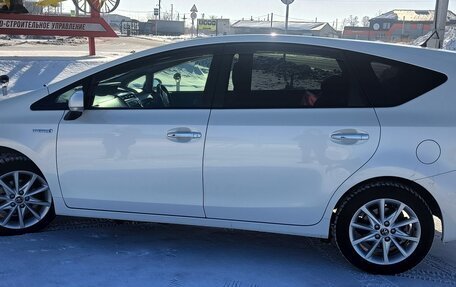 Toyota Prius Alpha I (ZVW40/41), 2015 год, 1 530 000 рублей, 5 фотография