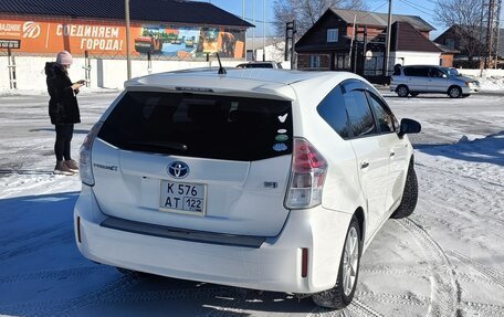 Toyota Prius Alpha I (ZVW40/41), 2015 год, 1 530 000 рублей, 6 фотография