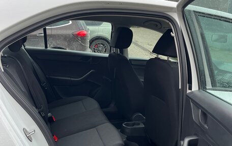 Skoda Rapid I, 2015 год, 1 100 000 рублей, 11 фотография