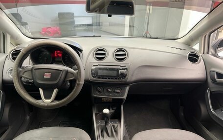 SEAT Ibiza IV рестайлинг 2, 2010 год, 599 000 рублей, 7 фотография