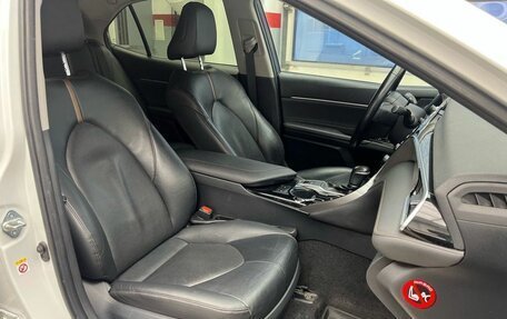 Toyota Camry, 2018 год, 2 519 000 рублей, 8 фотография