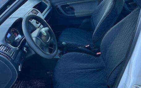 Skoda Fabia II, 2010 год, 290 000 рублей, 12 фотография