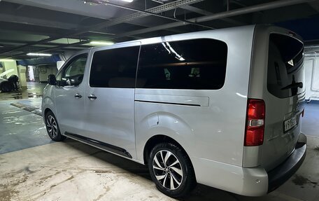 Peugeot Traveller I, 2018 год, 2 500 000 рублей, 5 фотография