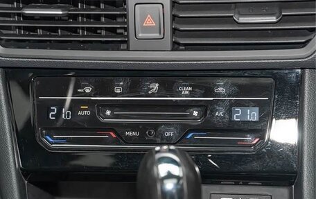 Volkswagen Bora, 2023 год, 1 750 000 рублей, 10 фотография