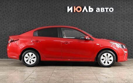 KIA Rio IV, 2018 год, 1 380 000 рублей, 8 фотография