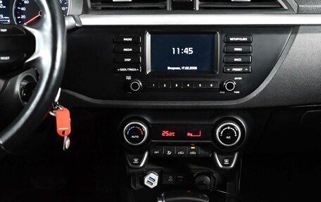 KIA Rio IV, 2018 год, 1 380 000 рублей, 13 фотография