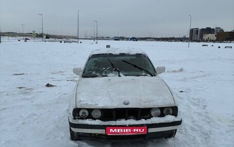 BMW 5 серия, 1990 год, 60 000 рублей, 1 фотография