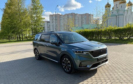 KIA Carnival, 2021 год, 3 000 000 рублей, 1 фотография