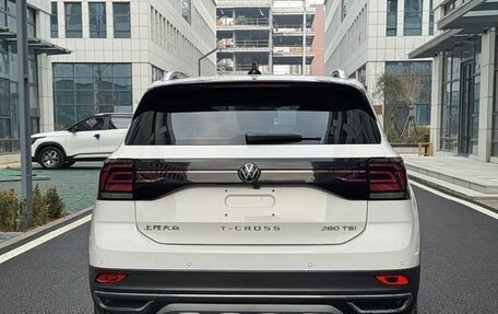 Volkswagen T-Cross I, 2022 год, 1 655 000 рублей, 7 фотография