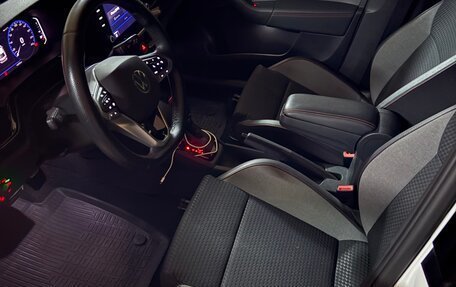 Volkswagen Polo VI (EU Market), 2021 год, 2 200 000 рублей, 5 фотография