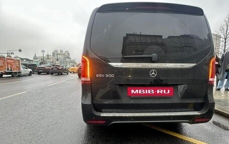 Mercedes-Benz EQV, 2021 год, 4 999 999 рублей, 9 фотография