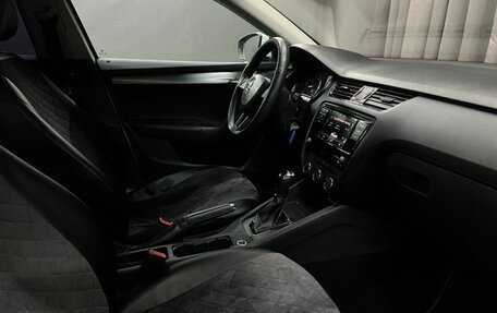 Skoda Octavia, 2017 год, 859 888 рублей, 10 фотография