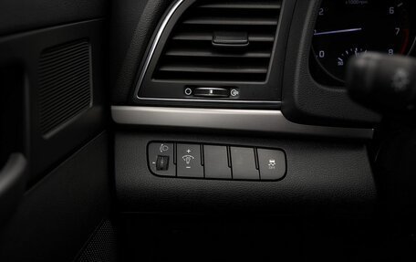 Hyundai Elantra VI рестайлинг, 2016 год, 1 118 000 рублей, 14 фотография