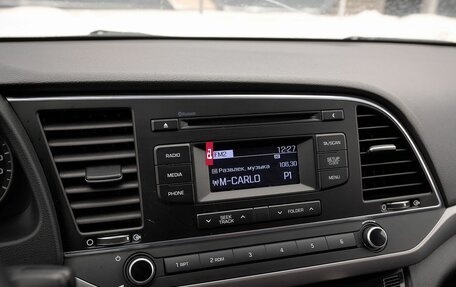 Hyundai Elantra VI рестайлинг, 2016 год, 1 118 000 рублей, 9 фотография