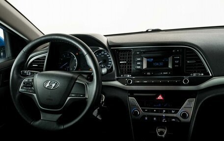 Hyundai Elantra VI рестайлинг, 2017 год, 1 224 000 рублей, 14 фотография