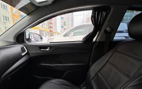 Hyundai Solaris II рестайлинг, 2018 год, 700 000 рублей, 11 фотография