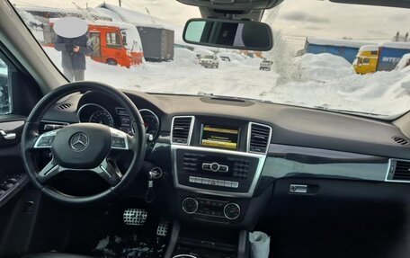 Mercedes-Benz M-Класс, 2012 год, 1 800 000 рублей, 9 фотография