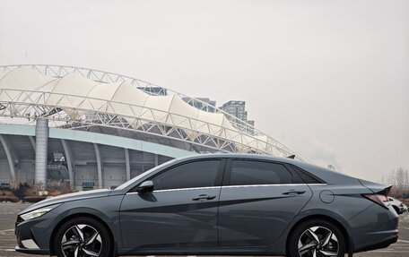 Hyundai Elantra, 2022 год, 1 550 000 рублей, 8 фотография