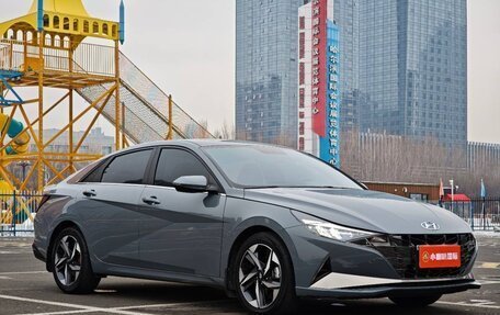 Hyundai Elantra, 2022 год, 1 550 000 рублей, 2 фотография