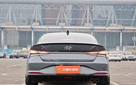 Hyundai Elantra, 2022 год, 1 550 000 рублей, 5 фотография