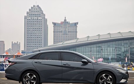 Hyundai Elantra, 2022 год, 1 550 000 рублей, 3 фотография