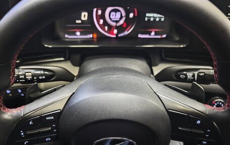 Hyundai Elantra, 2022 год, 1 550 000 рублей, 12 фотография