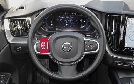 Volvo XC60 II, 2022 год, 4 996 000 рублей, 6 фотография